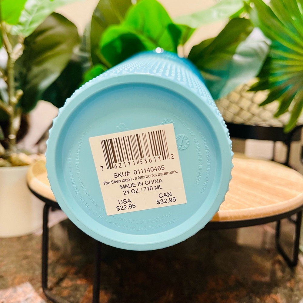 Starbucks Ombré Aqua Splash Oil Slick Blue Tumbler Studded 24oz Venti Tumbler - Picture 8 of 13